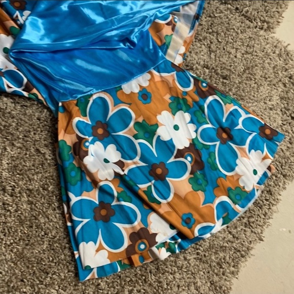 Halloween Costume Hippie 60’s - Picture 3 of 3